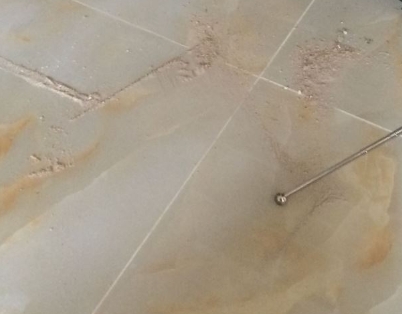 安阳市瓷砖空鼓维修公司分享粘合剂选择不当在瓷砖铺贴过程中可能导致以下问题